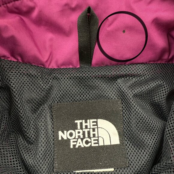 The North Face Women's Full Zip Logo Front Berry Black Lightweight Hooded Jacket - Picture 10 of 10